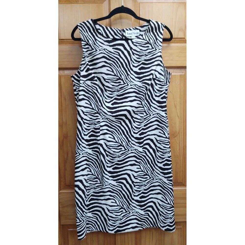 Ronnie Nicole Black &White Zebra Print Back Zip Stretch Sleeveless Dress Size 14